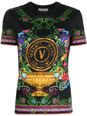V-Emblem Garden-print T-shirt, Versace Jeans Couture V-Emblem Garden-print T-shirt
V-Emblem Garden-print T-shirt, Versace Jeans Couture V-Emblem Garden-print T-shirt