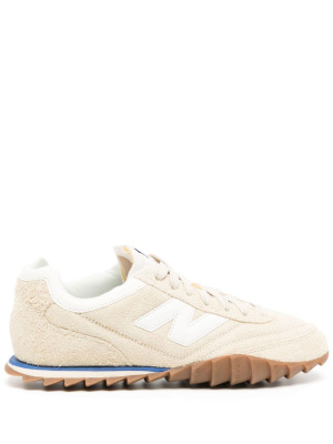 Logo embroidered low-top sneakers, New Balance Logo embroidered low-top sneakers
Logo embroidered low-top sneakers, New Balance Logo embroidered low-top sneakers