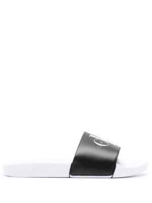 Logo-print recycled polyester slides, Calvin Klein Jeans Logo-print recycled polyester slides
Logo-print recycled polyester slides, Calvin Klein Jeans Logo-print recycled polyester slides
