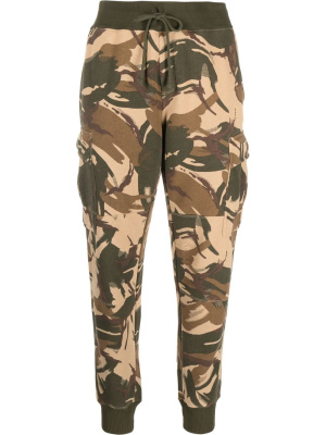 Camouflage-print cargo trousers, Polo Ralph Lauren Camouflage-print cargo trousers
Camouflage-print cargo trousers, Polo Ralph Lauren Camouflage-print cargo trousers