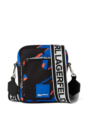 Camouflage-print logo shoulder bag, Karl Lagerfeld Jeans Camouflage-print logo shoulder bag
Camouflage-print logo shoulder bag, Karl Lagerfeld Jeans Camouflage-print logo shoulder bag