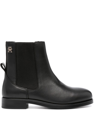 Logo-plaque leather ankle boots, Tommy Hilfiger Logo-plaque leather ankle boots
Logo-plaque leather ankle boots, Tommy Hilfiger Logo-plaque leather ankle boots