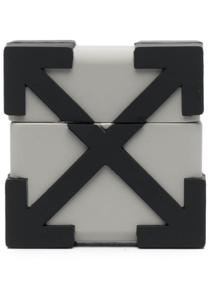 Arrows-logo AirPods 3rd Generation case, Off-White Arrows-logo AirPods 3rd Generation case
Arrows-logo AirPods 3rd Generation case, Off-White Arrows-logo AirPods 3rd Generation case