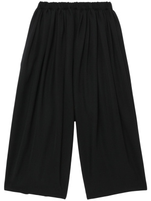 Ruched wool cropped trousers, Comme Des Garçons Comme Des Garçons Ruched wool cropped trousers
Ruched wool cropped trousers, Comme Des Garçons Comme Des Garçons Ruched wool cropped trousers