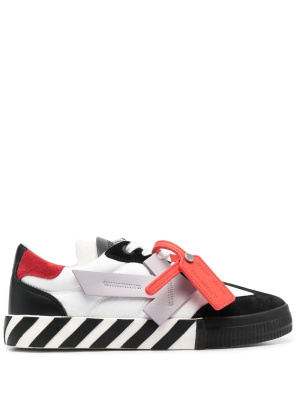Floating Vulcanized low-top sneakers, Off-White Floating Vulcanized low-top sneakers
Floating Vulcanized low-top sneakers, Off-White Floating Vulcanized low-top sneakers