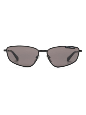 Logo-embossed geometric-frame sunglasses, Balenciaga Eyewear Logo-embossed geometric-frame sunglasses
Logo-embossed geometric-frame sunglasses, Balenciaga Eyewear Logo-embossed geometric-frame sunglasses