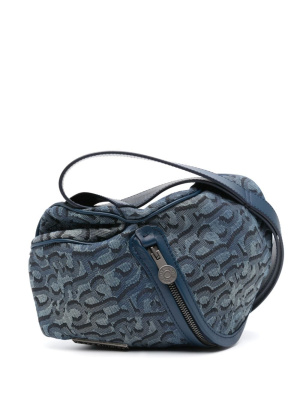 Monogram-pattern logo-plaque tote bag, Acne Studios Monogram-pattern logo-plaque tote bag
Monogram-pattern logo-plaque tote bag, Acne Studios Monogram-pattern logo-plaque tote bag