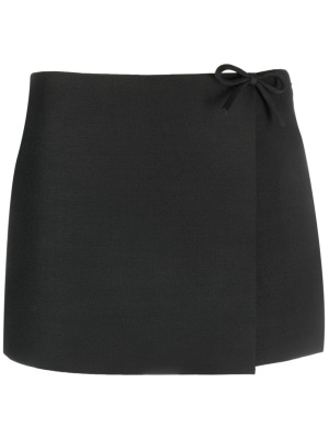 Bow-detail wrap-design shorts, Valentino Garavani Bow-detail wrap-design shorts
Bow-detail wrap-design shorts, Valentino Garavani Bow-detail wrap-design shorts