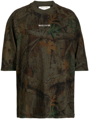 Logo-print camouflage-pattern crew-neck T-shirt, 1017 ALYX 9SM Logo-print camouflage-pattern crew-neck T-shirt
Logo-print camouflage-pattern crew-neck T-shirt, 1017 ALYX 9SM Logo-print camouflage-pattern crew-neck T-shirt