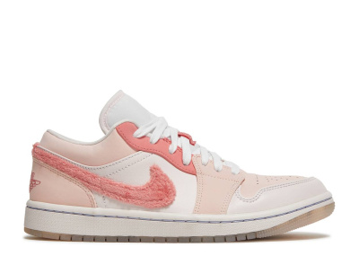 

SE Mighty Swooshers, Air Jordan Air Jordan 1 Low SE Mighty Swooshers