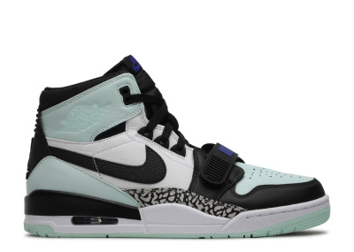 

Igloo, Air Jordan Legacy 312 Igloo