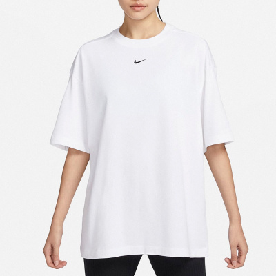 

Essentials Oversize Tee White, Nike Essentials Oversize Tee White