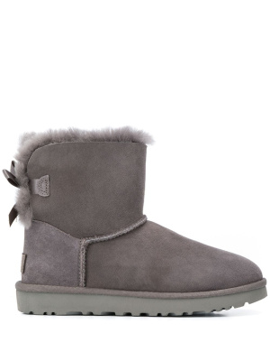 

Bow tie boots, UGG Bow tie boots