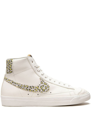 

Blazer Mid '77 SE "Sail/Light Lemon Twist/Black/S" sneakers, Nike Blazer Mid '77 SE "Sail/Light Lemon Twist/Black/S" sneakers