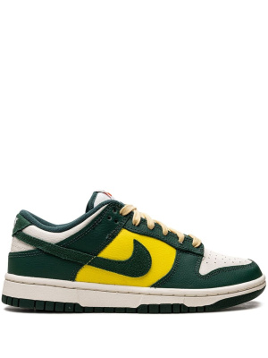 

Dunk Low sneakers, Nike Dunk Low sneakers