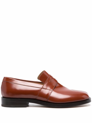 

Tabi-toe leather loafers, Maison Margiela Tabi-toe leather loafers