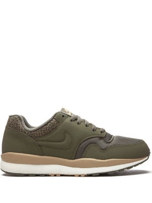 

Air Safari LE sneakers, Nike Air Safari LE sneakers