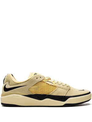 

SB Ishod low-top sneakers, Nike SB Ishod low-top sneakers