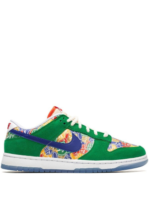 

Dunk Low "Foam Finger" sneakers, Nike Dunk Low "Foam Finger" sneakers