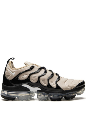 

Air Vapormax Plus sneakers, Nike Air Vapormax Plus sneakers