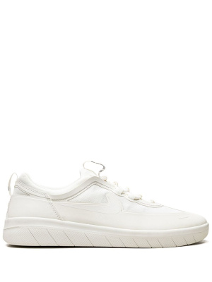 

SB Nyjah Free 2 low-top sneakers, Nike SB Nyjah Free 2 low-top sneakers