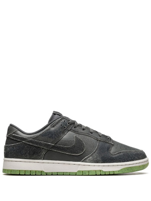 

Dunk Low Retro PRM "Halloween 2022" sneakers, Nike Dunk Low Retro PRM "Halloween 2022" sneakers