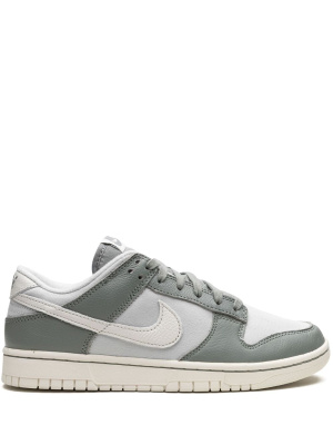 

Dunk Low Retro PRM sneakers, Nike Dunk Low Retro PRM sneakers