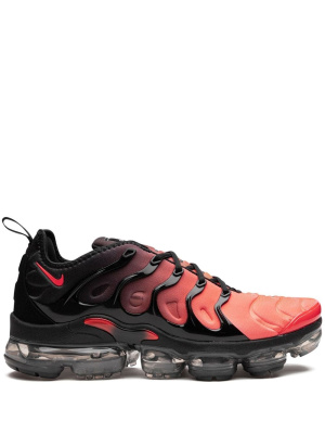 

Air Vapormax Plus "Black/Bright Crimson" sneakers, Nike Air Vapormax Plus "Black/Bright Crimson" sneakers