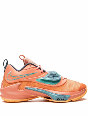 

Zoom Freak 3 sneakers, Nike Zoom Freak 3 sneakers