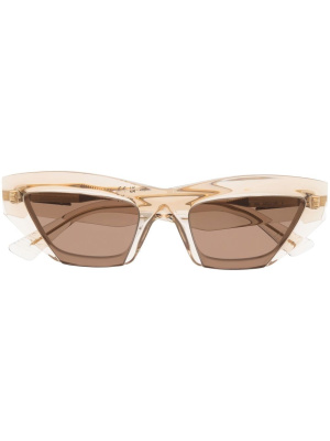 

Cat-eye frame sunglasses, Bottega Veneta Eyewear Cat-eye frame sunglasses