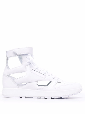 

Tabi-toe high-top sneakers, Maison Margiela Tabi-toe high-top sneakers