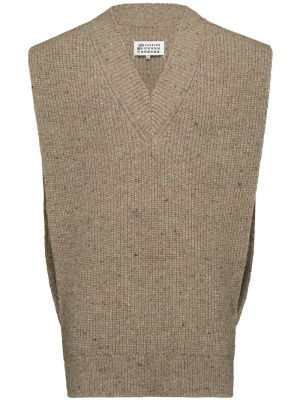 

Knitted V-neck stole, Maison Margiela Knitted V-neck stole