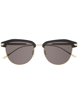 

Logo-engraved D-frame sunglasses, Bottega Veneta Eyewear Logo-engraved D-frame sunglasses