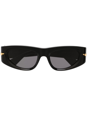 

Oval frame sunglasses, Bottega Veneta Eyewear Oval frame sunglasses