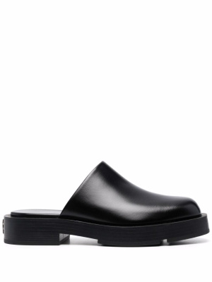 

Logo plaque block-heel mules, Givenchy Logo plaque block-heel mules
