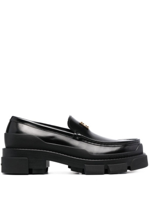 

Logo-plaque leather loafers, Givenchy Logo-plaque leather loafers