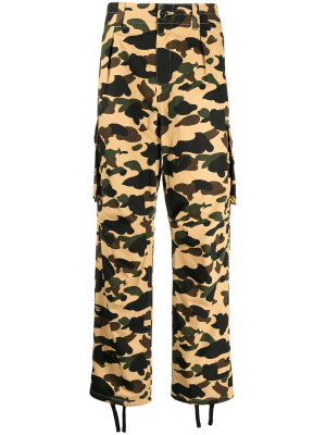 

Camouflage-print cargo trousers, A BATHING APE® Camouflage-print cargo trousers