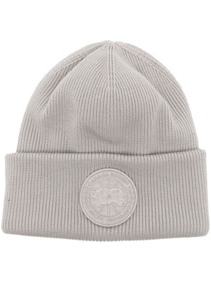 

Logo-patch ribbed-knit beanie, Canada Goose Logo-patch ribbed-knit beanie