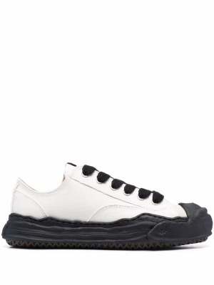 

Low-top lace-up sneakers, Maison Mihara Yasuhiro Low-top lace-up sneakers