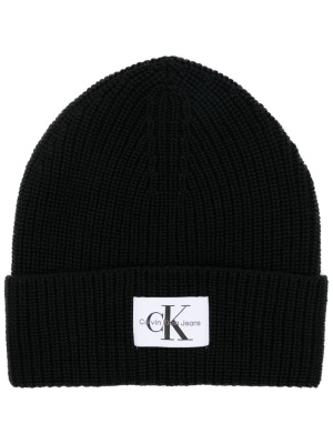 

Logo-patch beanie hat, Calvin Klein Jeans Logo-patch beanie hat