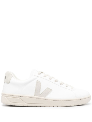 

Low-top sneakers, VEJA Low-top sneakers