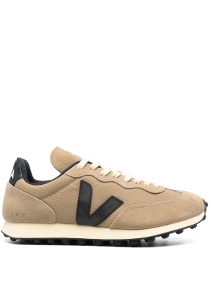 

Logo-patch lace-up sneakers, VEJA Logo-patch lace-up sneakers