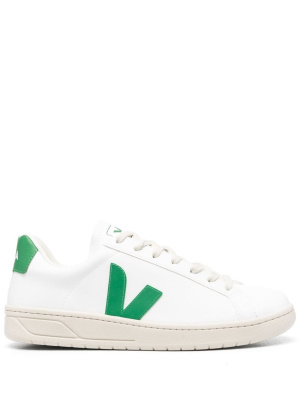 

Low-top sneakers, VEJA Low-top sneakers