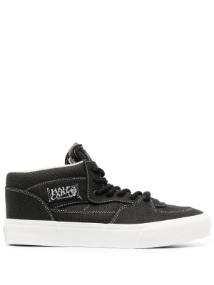 

Logo-patch low-top sneakers, Vans Logo-patch low-top sneakers