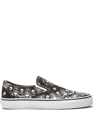 

Classic Slip-On skull-print sneakers, Vans Classic Slip-On skull-print sneakers