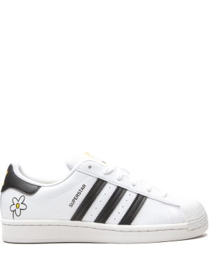 

Superstar low-top sneakers, Adidas Superstar low-top sneakers