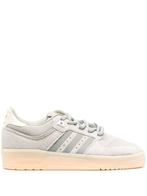 

Logo-print low-top sneakers, Adidas Logo-print low-top sneakers