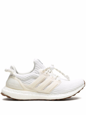

UltraBoost 4.0 sneakers, Adidas UltraBoost 4.0 sneakers