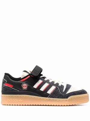 

Low-top suede panelled sneakers, Adidas Low-top suede panelled sneakers