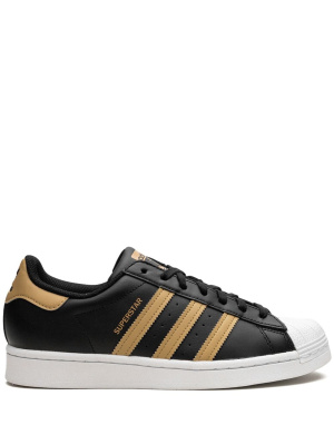 

Superstar low-top sneakers, Adidas Superstar low-top sneakers